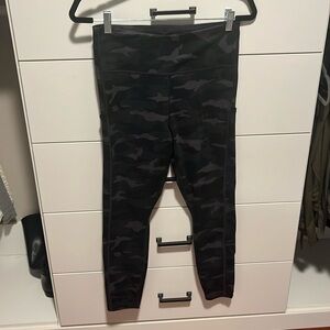 Athleta Camo Pocketed Leggings